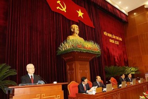 越共中央总书记阮富仲致开幕词。