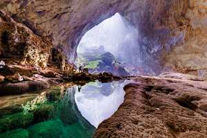 广平省山洞洞穴。