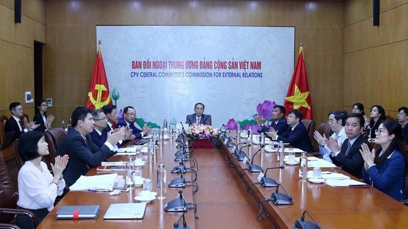 越南共产党代表团以视频形式出席了中国共产党与世界马克思主义政党论坛。（图片来源:dangcongsan.vn）