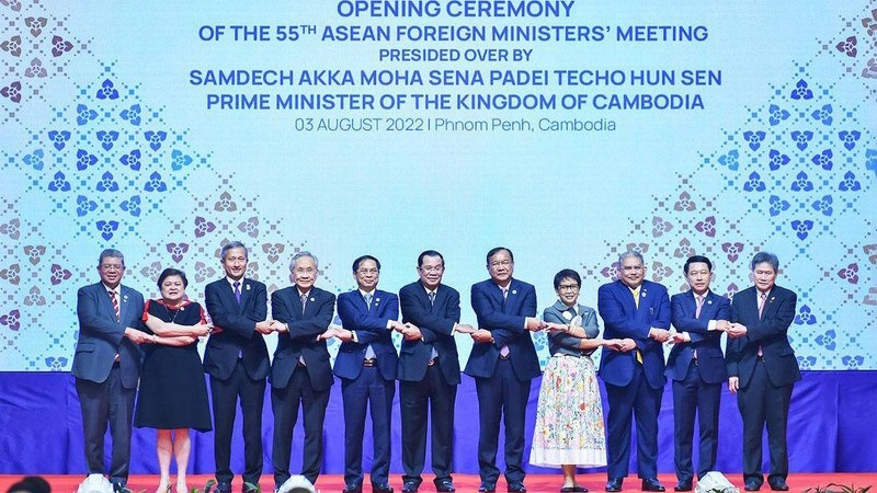 第55届东盟外长会在柬埔寨正式召开。