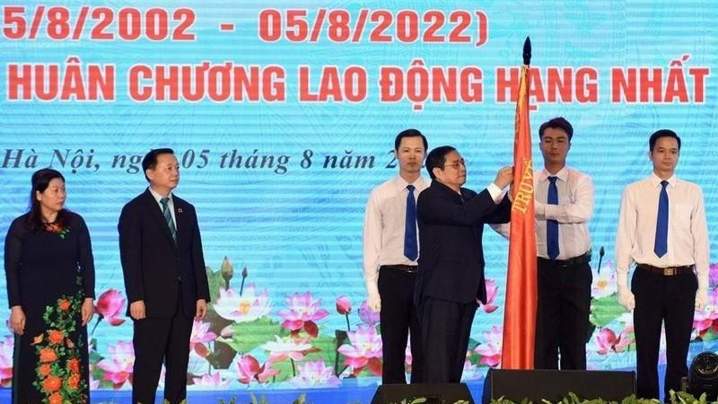 范明正总理出席自然资源与环境部成立20周年庆典。（陈海 摄）