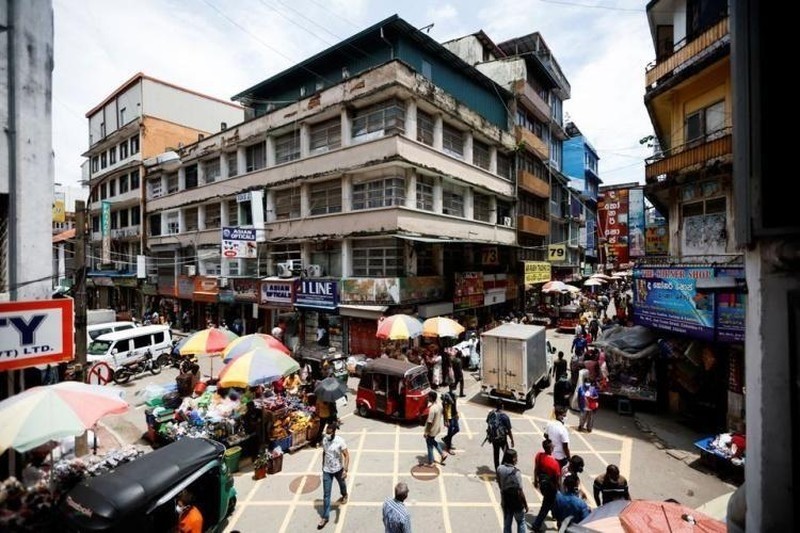 2022年4月斯里兰卡首都哥伦比亚佩塔市场场景。（图片来源：REUTERS）