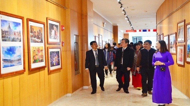 “东盟国家与各伙伴国的文化色彩”专题展在广宁省举行。