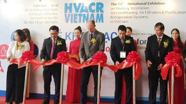 第13次越南国际暖通、空调、空气净化及通风设备展览会开幕式。
