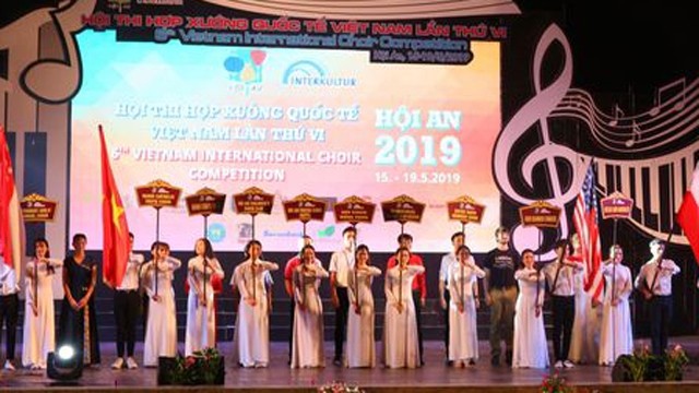 第六届越南国际合唱比赛在越南会安市举行。