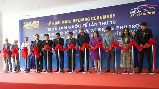 2019年越南汽车摩托车及零配件展开幕式。