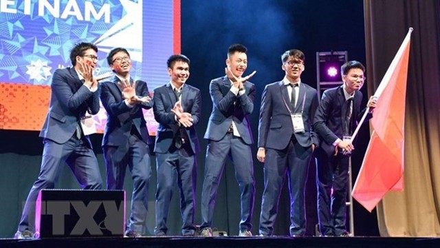 参加2019年国际数学奥林匹克竞赛的越南学生。（图片来源：越通社）