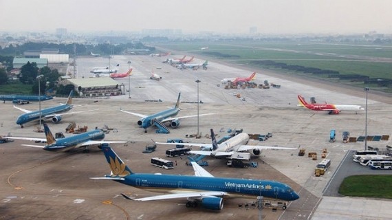 附图:越南各家航空公司自4月16日起开始增加航班频率。