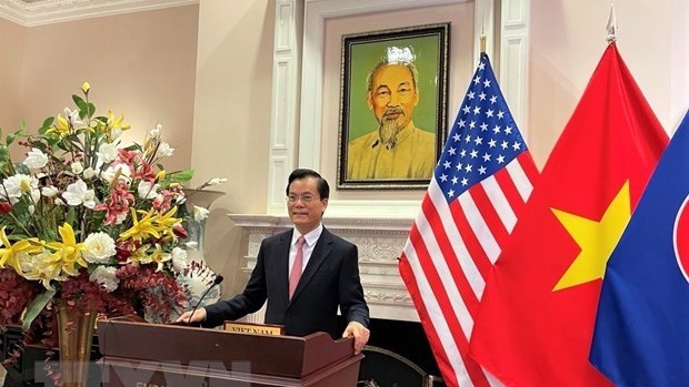 越南驻美国大使何金玉发表讲话。（图片来源：越通社）