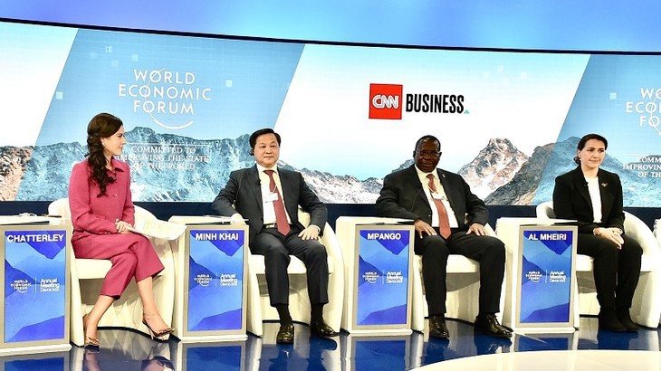 越南政府副总理黎明概自5月22日至26日出席在达沃斯举行的2022年世界经济论坛。（图片来源：《越南之声》）