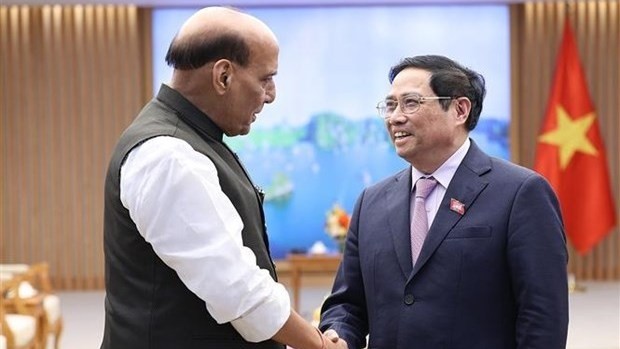 越南政府总理范明正会见印度国防部长拉杰纳特·辛格。（图片来源：越通社）