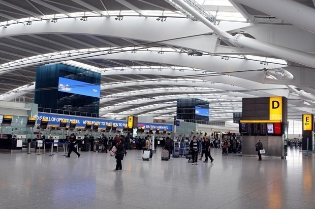 英国伦敦希思罗机场T4航站楼。